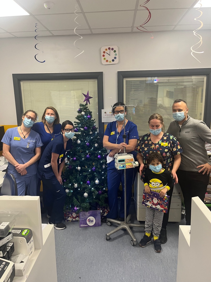 On #ThrowbackThursday we wanted to reflect on the Christmas tree we donated to East Surrey Hospital earlier this month 🎄

Our MD James Beresford-Ward decorated a tree for the Children's Ward to spread festive spirit.

Thanks to the wonderful NHS team &amp; a very Merry Christmas 💜