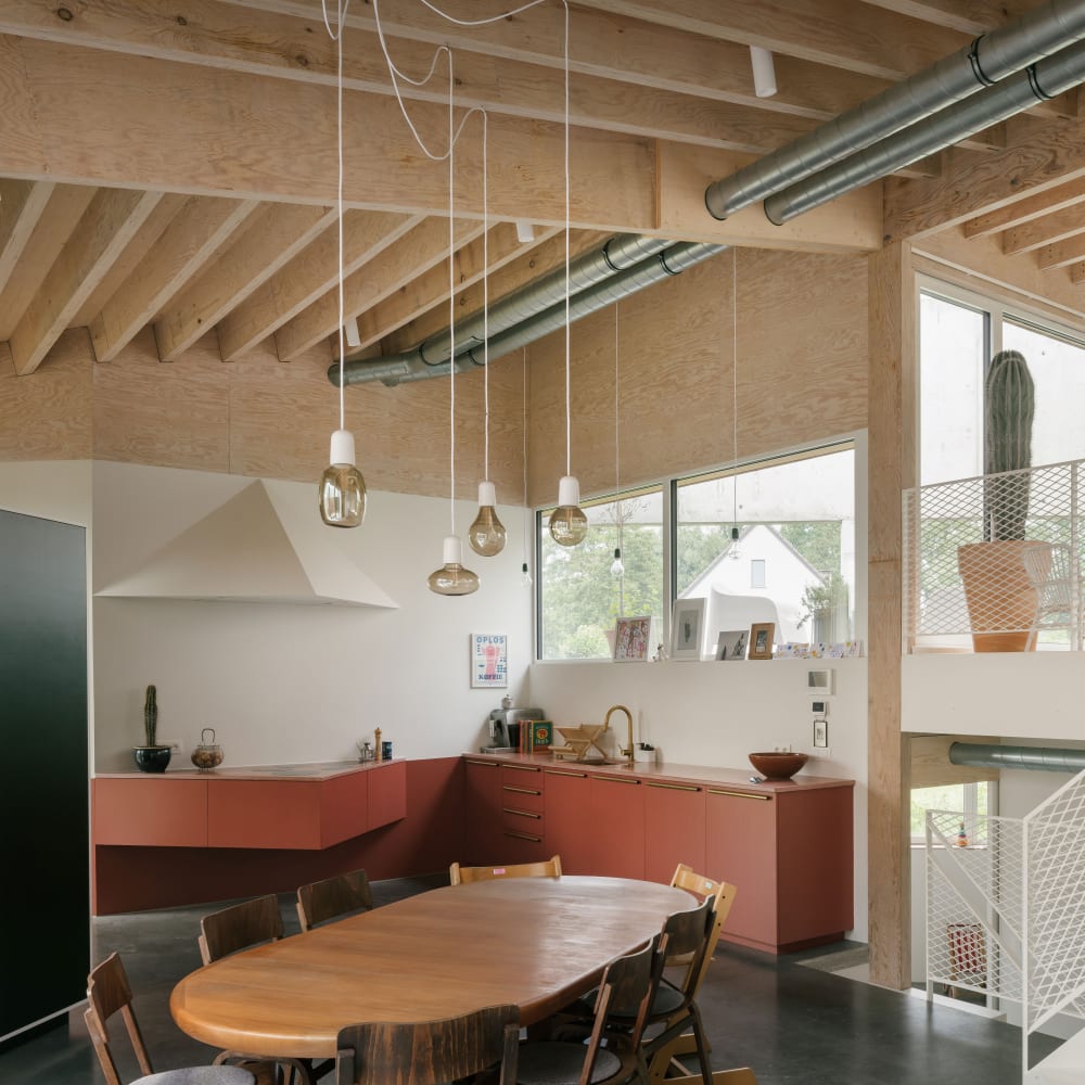 divisare_'s tweet photo. HOUSE HKZ IN ZOERSEL by BLAF ARCHITECTEN
Photos by: STIJN BOLLAERT
@blafarchitecten
@stijn_bollaert
To see more: https://t.co/91q4NdtVtl
#architecture #belgianhouses #belgianinteriors #diningrooms #fountains #reflectingpools https://t.co/ryas7LsKdu