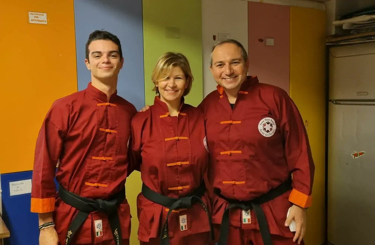 I Mat Massimo Vetró ed Elena Codoi ed Alessandro Carra.
Oggi abbiamo conosciuto Eloise❤️la coraggiosa mamma del vivacissimo piccolo R. di 4 anni.

#kkcitalia #kidskickingcancer #martialarts #powerpeaceporpose #motivation