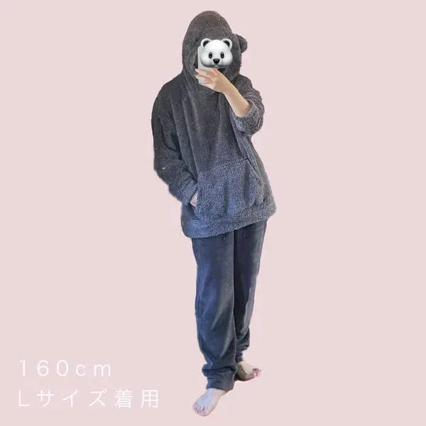 【GU】こりゃ、たまらん!ふわもこの「クマさんパジャマ」かわいすぎて毎日こればっか着てるよ!で見つけた「クマさんみたいなルームウェア」がかわいすぎるんですかわいい耳付きで、お泊まりやパジャマ女子会でも大活躍しそうふわもこであったかいですよ〜! 