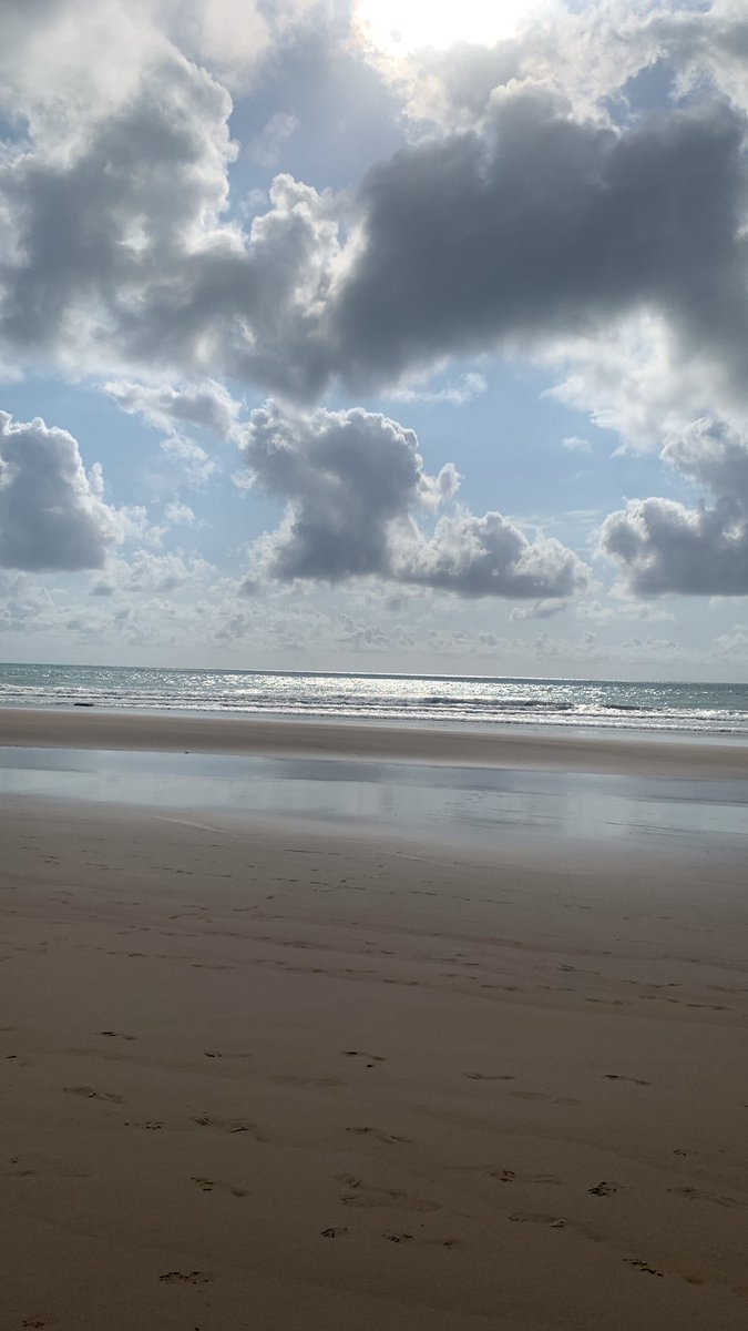 Giselesnbrito's tweet photo. Bom dia 🏖 https://t.co/UppNIyy7Ne