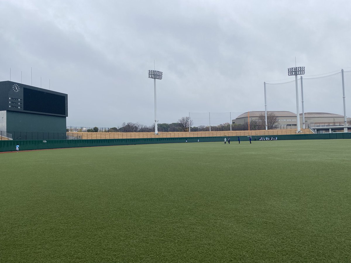 hoyu_baseball's tweet photo. 等々力球場練習！
#BASEBALLFUTURE https://t.co/mpCf78QQ0k