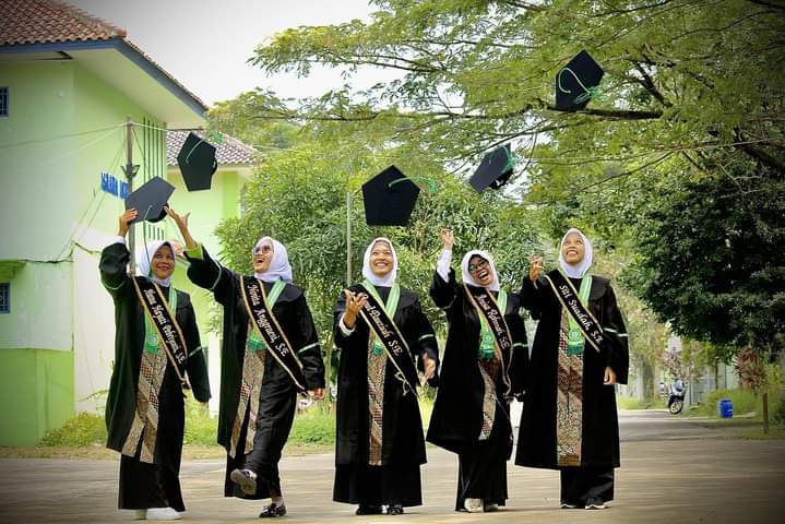 Selamat Dan Sukses Teman -Teman