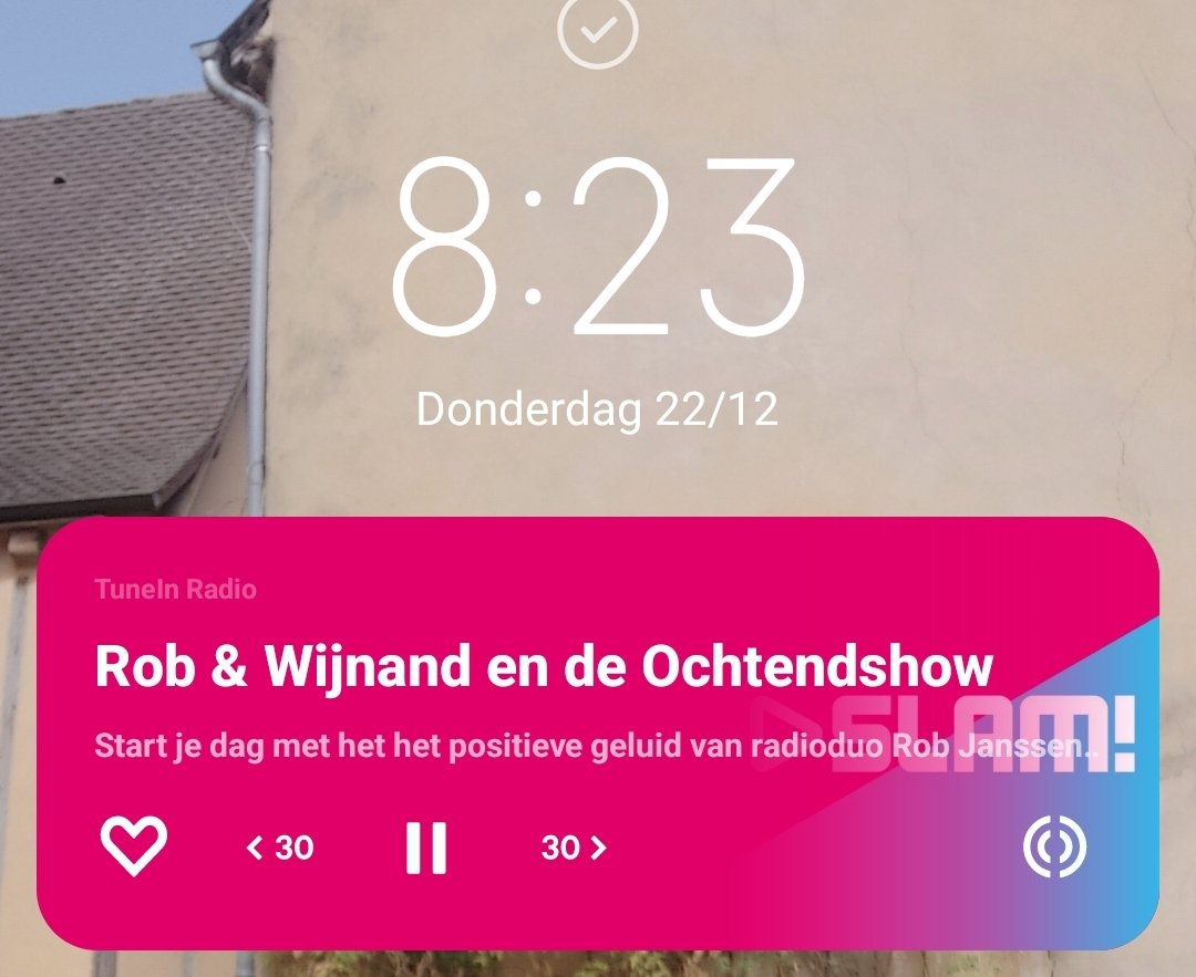rst2307's tweet photo. Zo ontstaat er ruis 😂 @robvanderadio @wijnand3fm #3fm #seriousrequest https://t.co/MWcw5ecZbQ