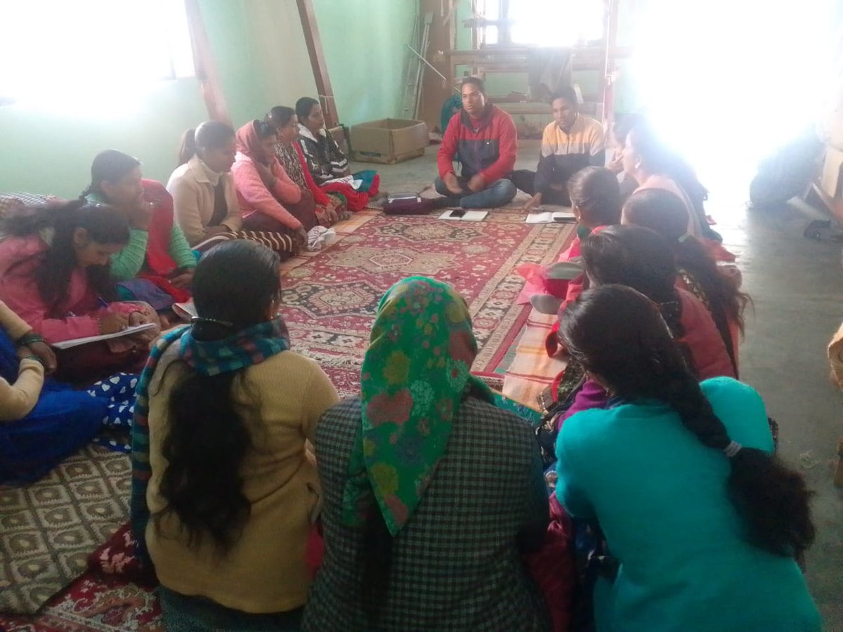 REAPUttarkashi's tweet photo. Monthly meeting at pragati CLF dunda block key agenda #FMB #pashusakhi #REAP block staff introduction orientation about #REAP 
@basava_ias 
@nitikakh22 
@REAPUttarakhand https://t.co/jDSfCefRD2