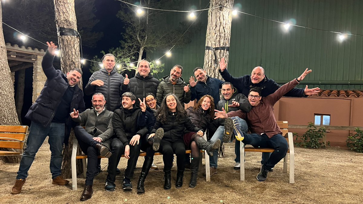 👉Jornada de todo el #equipoGriesser rodeados de grandes hectáreas de viñas y degustando muy buenos vinos de <a href="/plademorei/">Pla de Morei</a>, en la que hemos marcado la estrategia para seguir afianzando este gran #equipo de cara a 2023.

#Griesser #inspiredbythesun #controlsolar