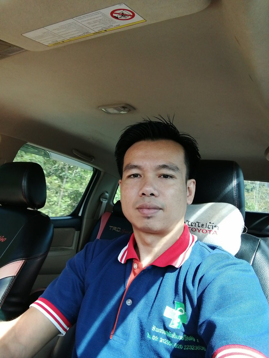 ting41911475's tweet photo. ມື້ອື່ນເຈີກັນທີ່ໜອງບົກ ຂາດຂອງນານແລ້ວນີ້😁😁 https://t.co/KCwVHqn9rw
