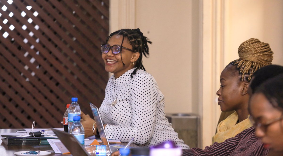 ItsKamala's tweet photo. Youth Position in each key thematic area; Youth in climate change adaptation:
1 Advocating
2 Encouraging
3 Empowering
4 Mainstreaming
The role of media in early warning information and education on climate change and disaster management #PreCop27
@IrIEmbtanzania https://t.co/HBP73vbGRb