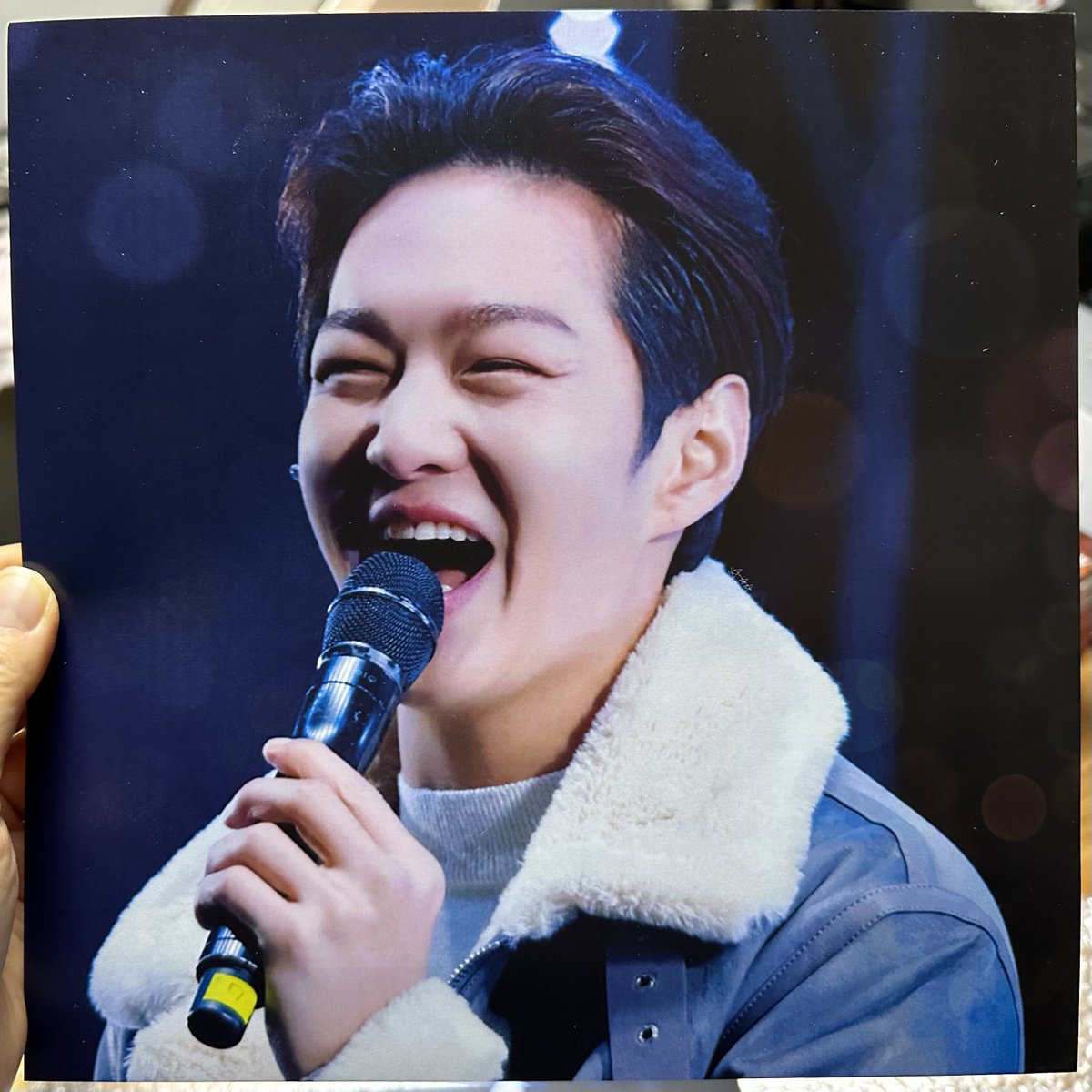 _sub_sub_sub's tweet photo. 비투비 콘서트 나눔합니다!

제가 가지고 싶어 만든 슬로건 ☺️
나눔 시간, 장소는 당일날 알려드릴께요 𖤐

25x25 종이 반사 슬로건 입니다 :) https://t.co/sEVnBxtAr0