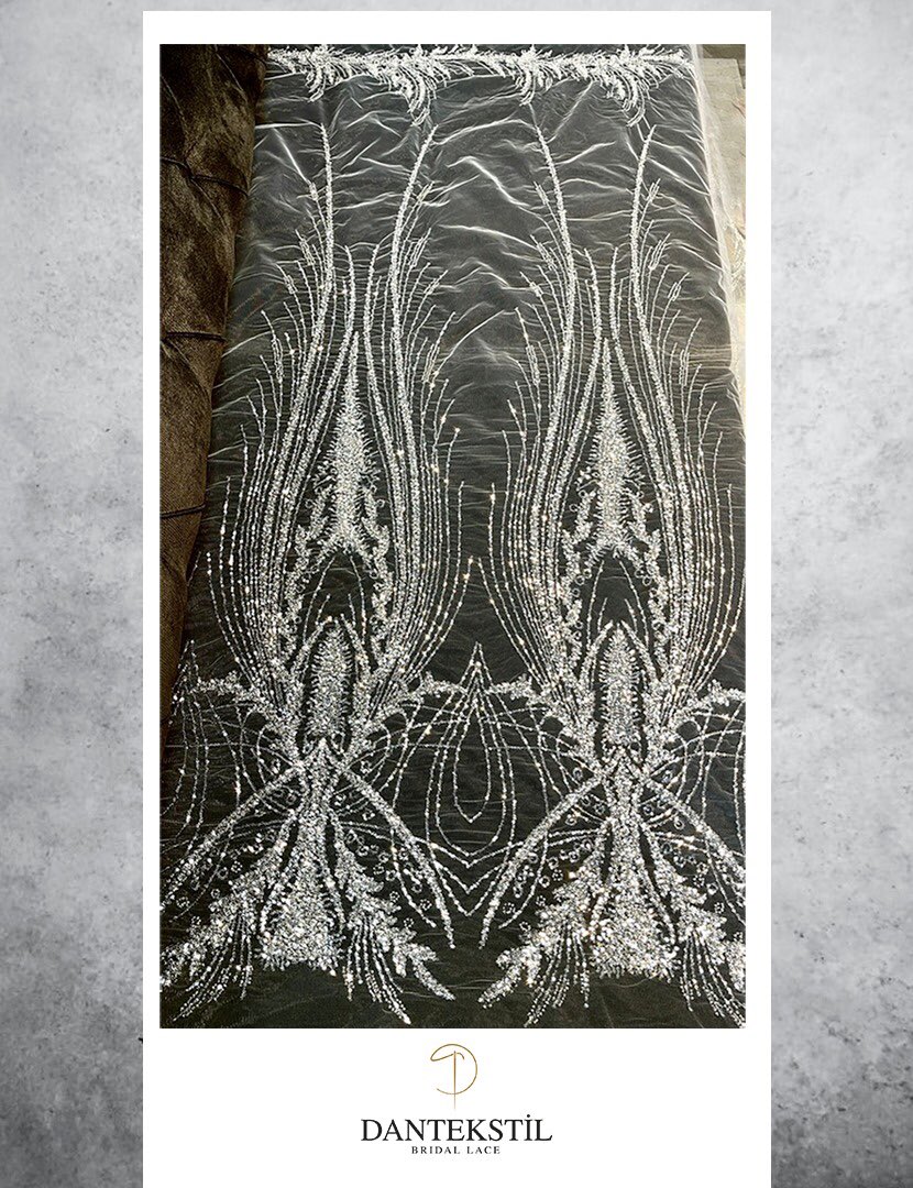 Parlayan ve göz kamaştıran dantellerimiz fabrikamızda sizler bekliyor...

#dantekstil #dantel #boncukludantel  #beyazdantel #pulludantel #gelinlik #gelinlikdantel #abiyedantel #yenisezon #trendler #bridallace #embrioderylace #beadslace #ithaldantel #kaftan #istanbulfatih