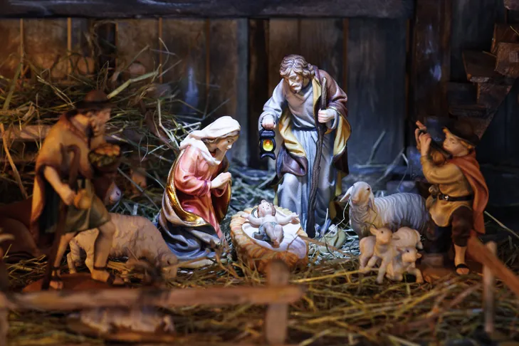 BlemontD's tweet photo. La Crèche de Noël nous l'avons toujours connu et maintenant des cinglés veulent l'empêcher. 
Je propose de tweeter en masse avec une crèche en photo pour protester contre ce diktat ! https://t.co/dRdTWzlY2O