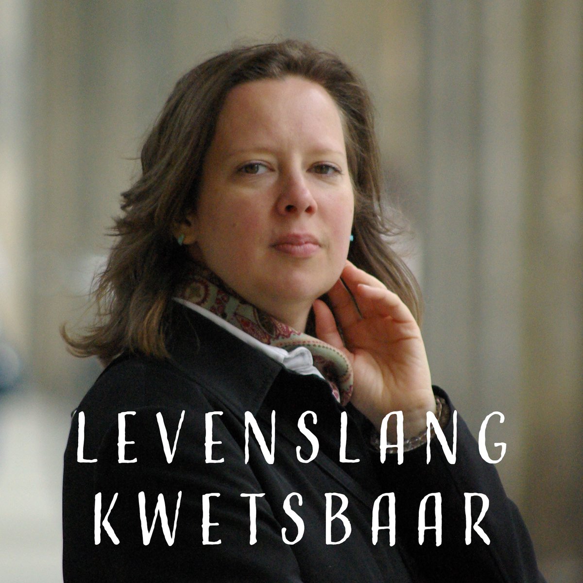 Luci_vd_ven's tweet photo. Aflevering 3 van 'Levenslang Kwetsbaar' de podcast is uit: in gesprek met Els van der Naalt @Coachtime! We bespreken de verschillen en overeenkomsten tussen onze rouwprocessen na de gewelddadige dood van haar broer en mijn zus. https://t.co/1IusGv8wPr #moord #podcast #truecrime https://t.co/BtcU8SfkSn