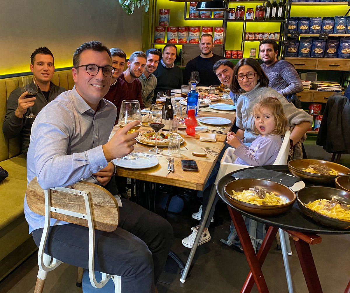 First official get-together of the EPAFit Research Group. Unity, work, responsibility, transparency, quality, and vision are the fundamentals of our team. Happy Christmas from the EPAFit family! 
#HappyHolidays #Research #Team