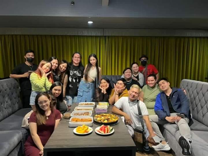 mrs_forthright's tweet photo. From ILLO's Party Trays 

#MaymayEntrata @maymayentrata07 
https://t.co/Q0TweUf8Dn https://t.co/p1ag4v0Ixf