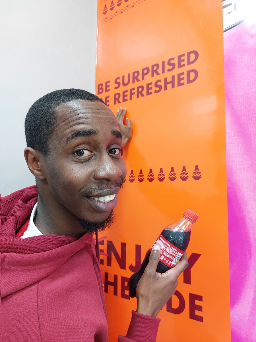 tinjeyTJ's tweet image. Are you travelling to upcountry and need to snack up? Then Shell Select got you.

At times you also need some extra gum depending on who is seated next to you, just saying 🤭

Find a Shell Select here:
shell.co.ke/motorists/stat…

cc @Shell_Kenya
#CraveItHaveIt  #TupataneShell