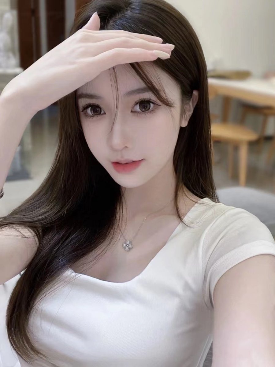 tutujiang520's tweet photo. 乖萌可爱妹！🥛❤ (ɔˆз(ˆ⌣ˆc)喜欢+主页Q  有门槛的哦！ https://t.co/hkH8oCSOhe