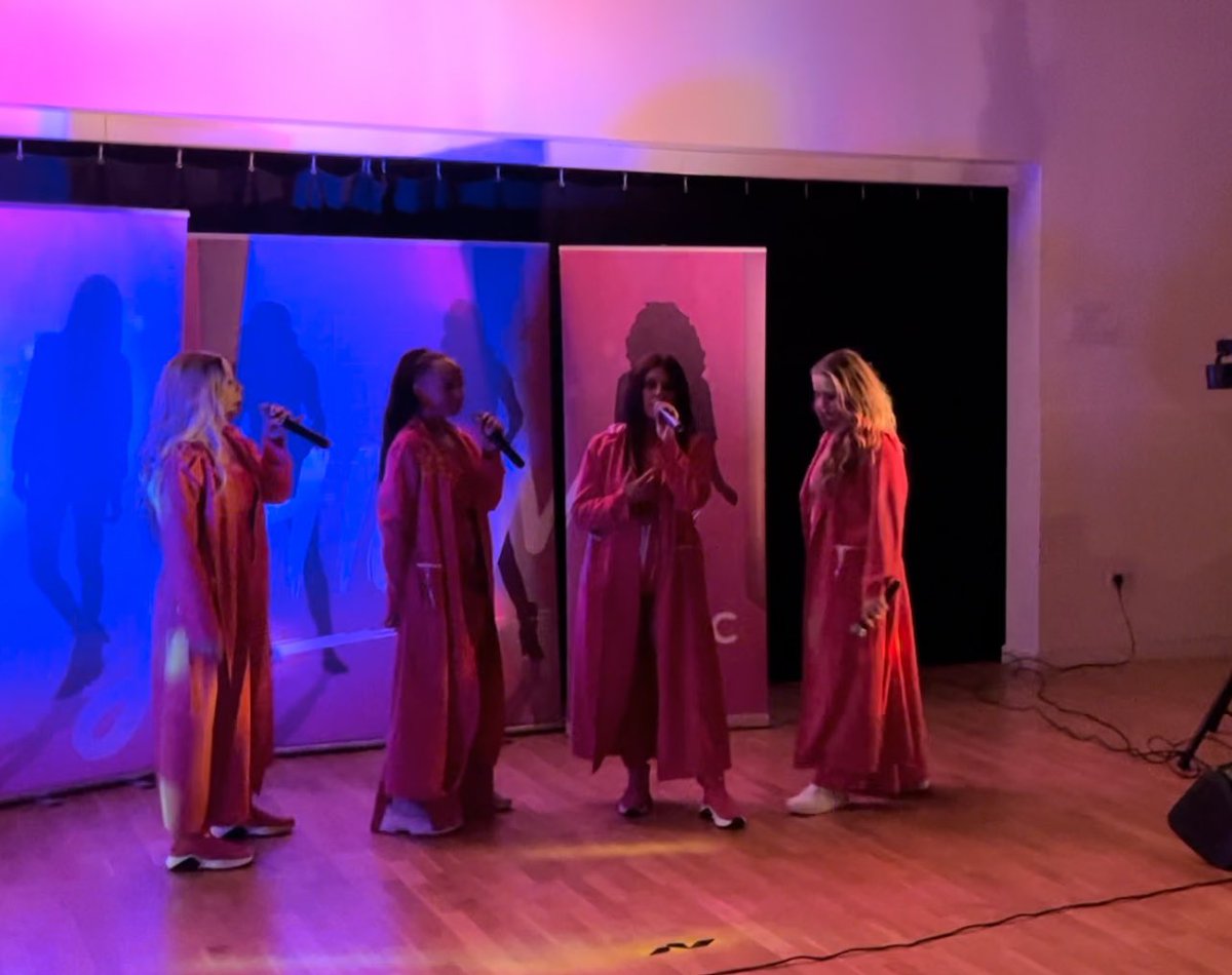 Claire from #TeamSFAD (@clairesfad) on Twitter photo Great way to end the year with #LittleMixMagic getting all the Routes young (and old) team up on the dance floor🕺at our family #ChristmasParty Thanks for funding from #EastDunADP <a href="/ScotFamADrugs/">Scottish Families Affected by Alcohol and Drugs</a> <a href="/SFADRoutesYP/">RoutesSFAD</a> <a href="/Charli_SFAD/">Charli_SFAD</a> <a href="/AngelaSFAD/">Angela Rushton-Clark</a> Great way to end the year with #LittleMixMagic getting all the Routes young (and old) team up on the dance floor🕺at our family #ChristmasParty Thanks for funding from #EastDunADP <a href="/ScotFamADrugs/">Scottish Families Affected by Alcohol and Drugs</a> <a href="/SFADRoutesYP/">RoutesSFAD</a> <a href="/Charli_SFAD/">Charli_SFAD</a> <a href="/AngelaSFAD/">Angela Rushton-Clark</a>