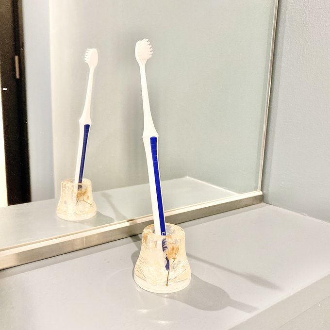 「反射 歯ブラシ」のTwitter画像/イラスト(新着)