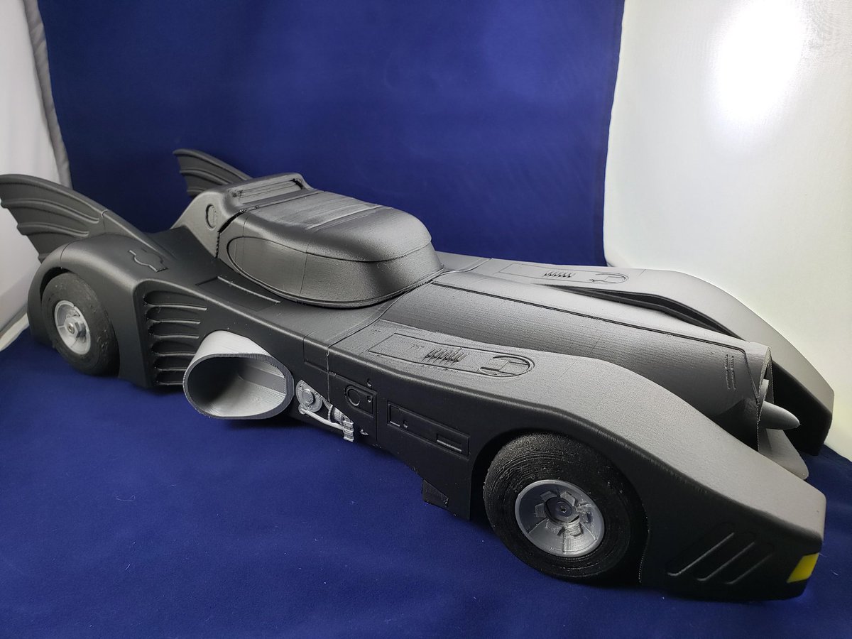 3D printed 1989 Batmobile now available for download for free on printables
printables.com/model/345579-b…

#3dprinting #diy #batman #batmobile #3dprint