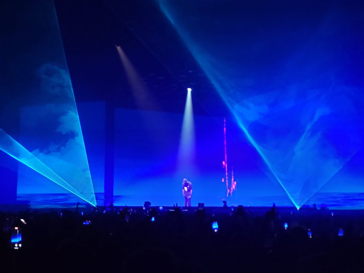 ArthurP_2004's tweet photo. Mes photos de Damso le 16/12/2022 à Bercy 🔥 #QALFTour (2/2) https://t.co/u07Dt80u5Z