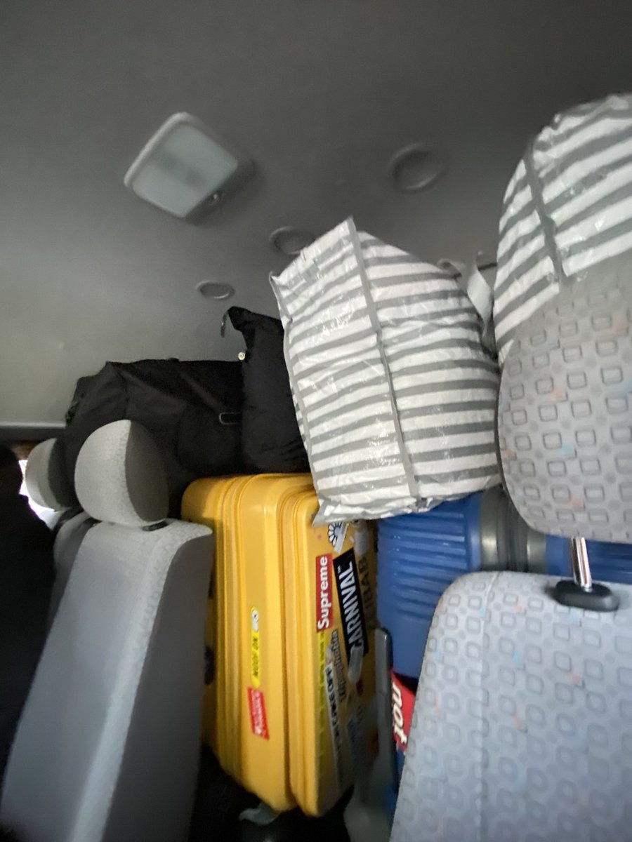 ZeibabReview's tweet image. ไม่ว่าน้องจะโดนทับ โดนโยนมั้ยไม่แน่ใจ 555555 หรือลากไปตามพื้นขรุขระ ลากลงบันได น้องก็ยังทน ชั้นรักนางมาก! สีเหลืองคือแสบหาง่ายมากด้วย

พิกัด Lazada เลย : s.lazada.co.th/l.1VZ0 ของเราแบบ 29 นิ้วเด้อออ ขยายข้างได้อีกจุกๆ