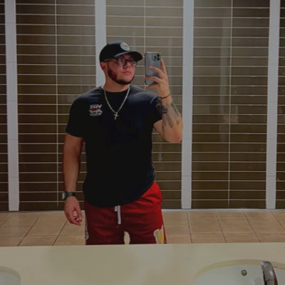 briangee82's tweet photo. #NewProfilePic https://t.co/TSGMUdBY0v