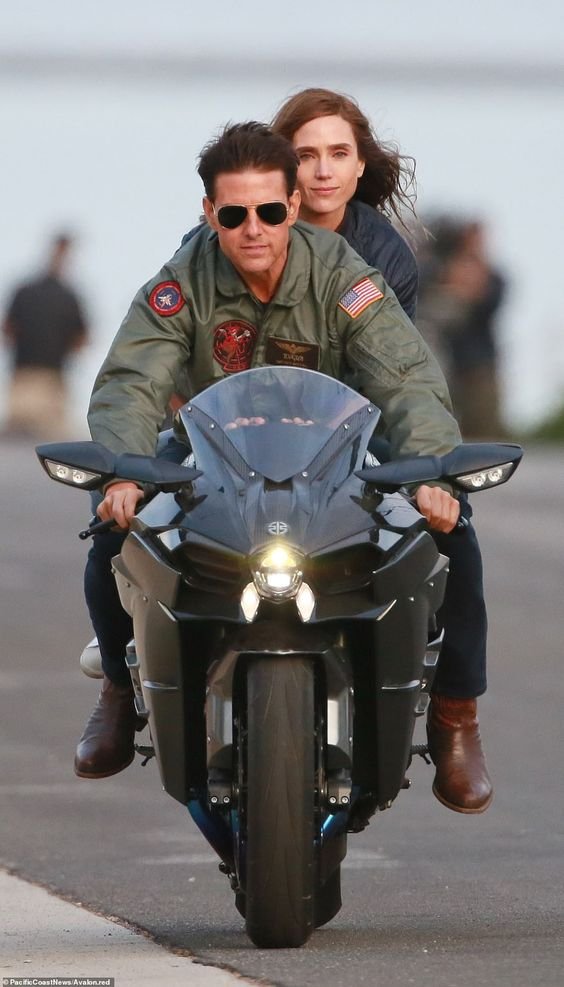 TopGunupdate tweet picture