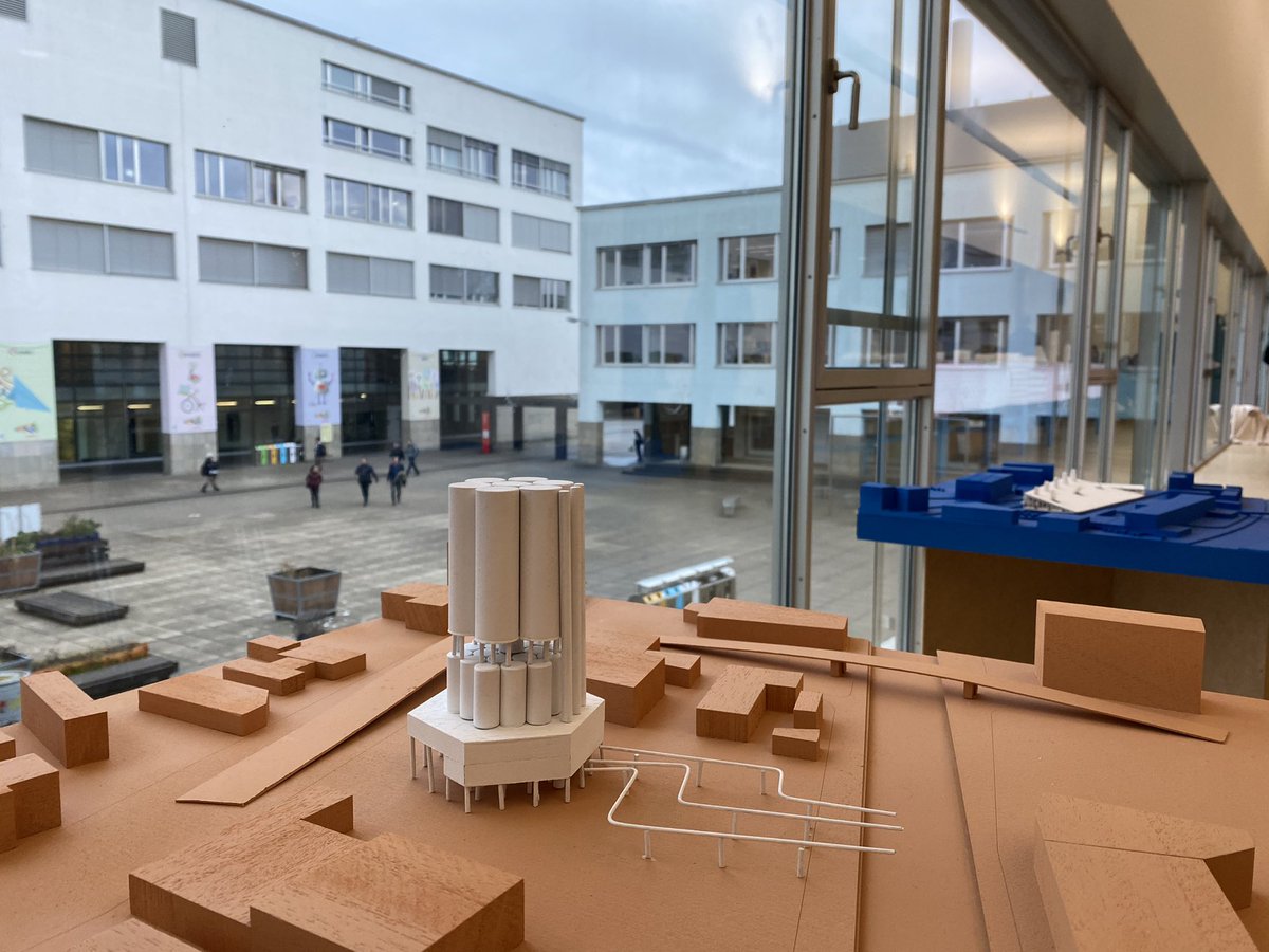 tiagoborges's tweet image. More 📸 Fall semester reviews at the school @EPFLArch @epflENAC #EPFL #architecture #architecturemodels