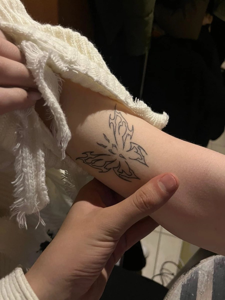 solar_mint's tweet photo. @bitches_kim_ni 🥺 https://t.co/jYAuE066cd