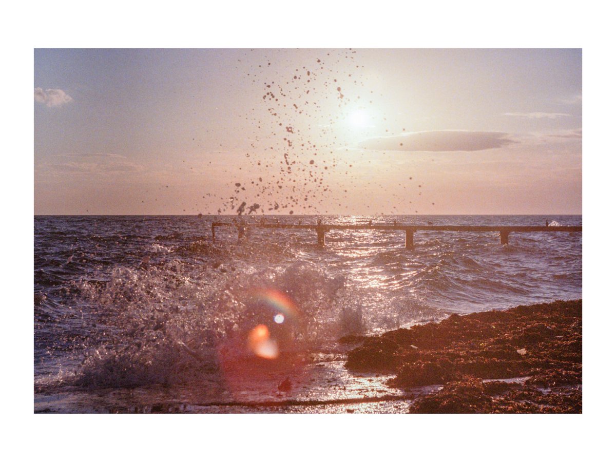 EfeYurdaer's tweet photo. 35mm in out of town #35mm https://t.co/XSLx4IzKsx