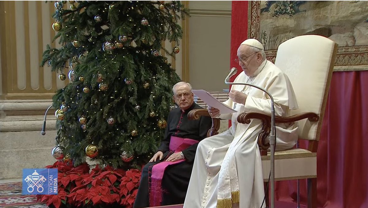 VaticanNews tweet picture