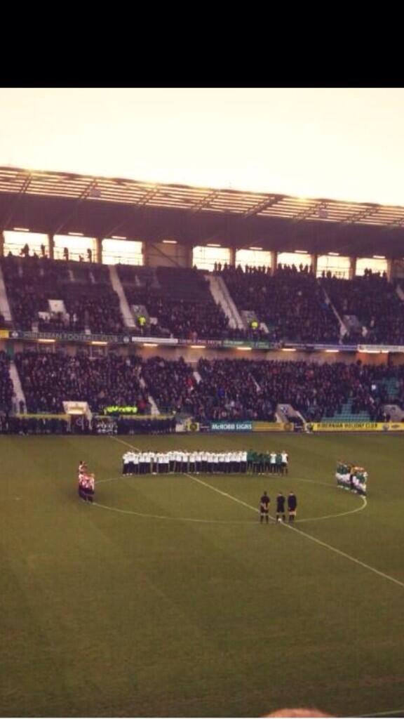 jaydoyle95's tweet photo. They say time is a healer but this message doesn’t get any easier with each year that passes. Dave it was a pleasure to share a pitch so many time with you but it was even better have you as a friend and brother! Thinking of all the boys and your family today A4 💚💚💚💚 https://t.co/bgjeHL7Tat