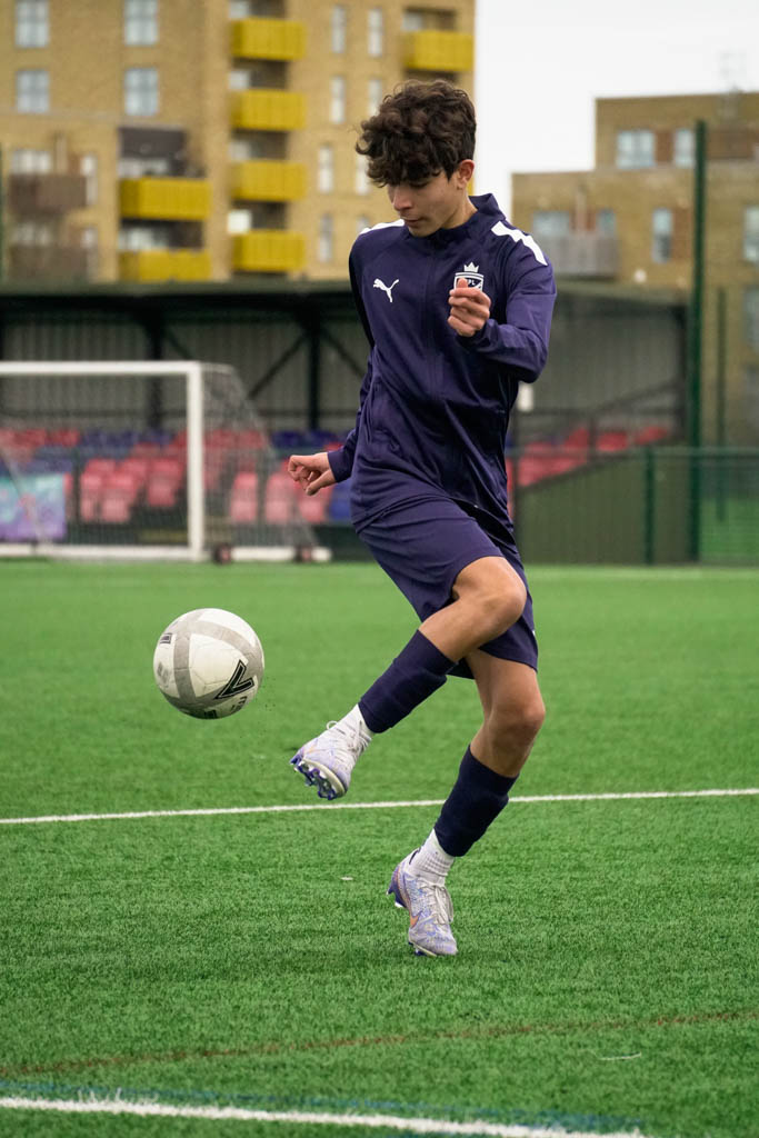 jnrpremleague's tweet photo. πΈ Great to see our London & South East Rep Teams in training yesterday @RectoryParkFC!
#JPLRepTeam #EllevateJPL https://t.co/Aq7nkxh17z