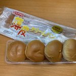 もう4個になってしまったの？!ヤマザキの薄皮クリームパン!