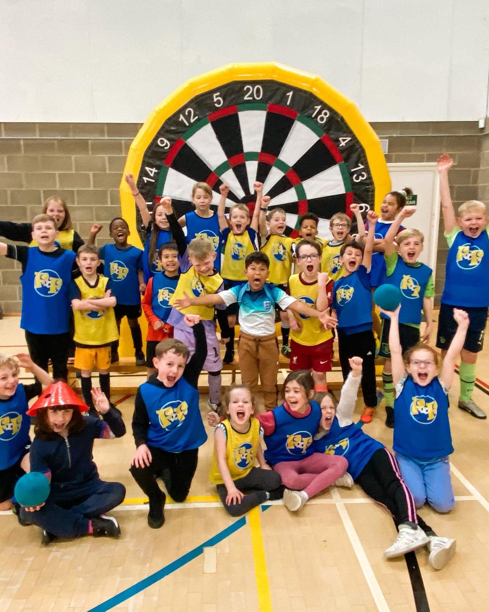 FreyaL_FFF's tweet photo. 🎁 THATS A WRAP! What an incredible three days we’ve had at our Christmas Football Fun Camp!

I’d like to wish every family a wonderful Christmas and a happy New Year, see you in 2023! https://t.co/NmGUcKNDqy