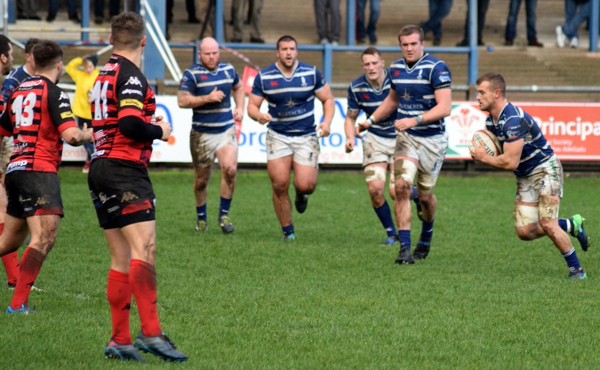 bridgendravens's tweet photo. βͺ 2018
π΅βͺ 16-13 π΄β«
Jamie Murphy's last minute drop goal secured all four points for Matt Silva's men!
#RavensRewind
π΅βͺ https://t.co/JTSZXaaI8K