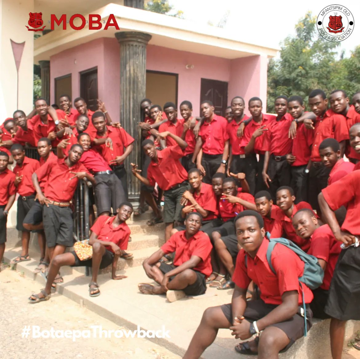 mobafraternity's tweet photo. MOBA THROWBACK 🔴⚫️

MOBA2G13 (3S4 Class)

#MOBA2013 #MadeInMfantsipim
#MOBANational #MOBASECUpdates
#DwenHweKan #Botaepa #ThrowbackThursday
#BotaepaThrowback #MfantsipimSchool https://t.co/aQFFLotgNa