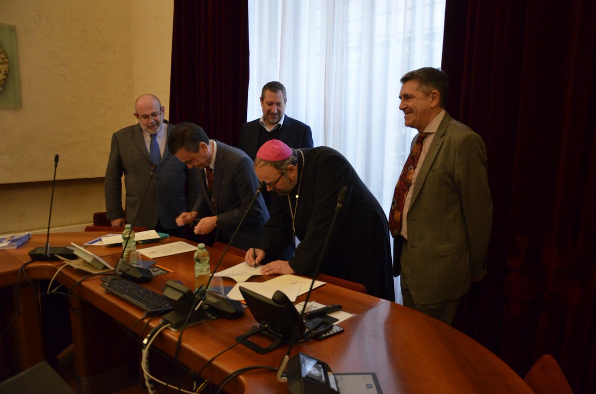 Lucensis tweet media