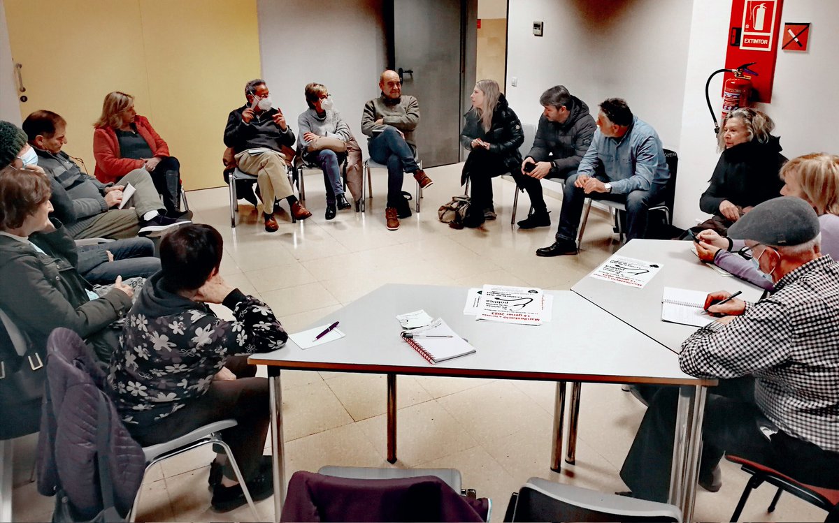 ⚠️En la tarda d'ahir la #PDSPT Marea Blanca, va donar la benvinguda al grup veïnal #Som Matadepera. Dos dels seus membres van comentar les seves inquietuts i les ganes de participar com a entitat veïnal, en la defensa per la recuperación INDUBTABLE del públic i comú. 👏👏💪💪