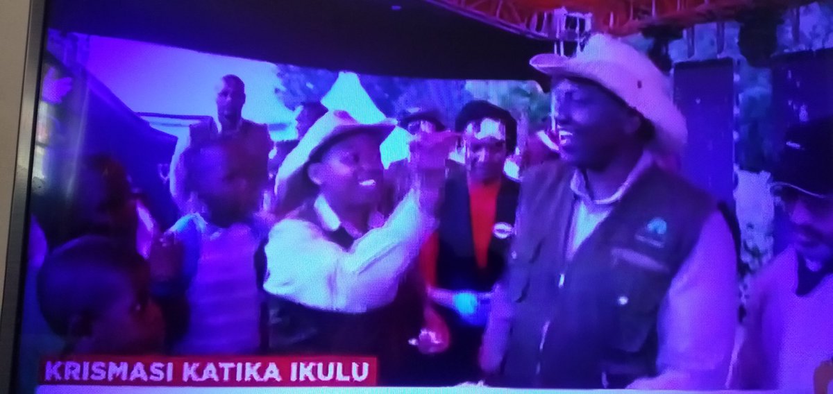 wmuree's tweet photo. Lets support our President, HE William Ruto in planting 5b 🌲 https://t.co/uHiqWEWGMC