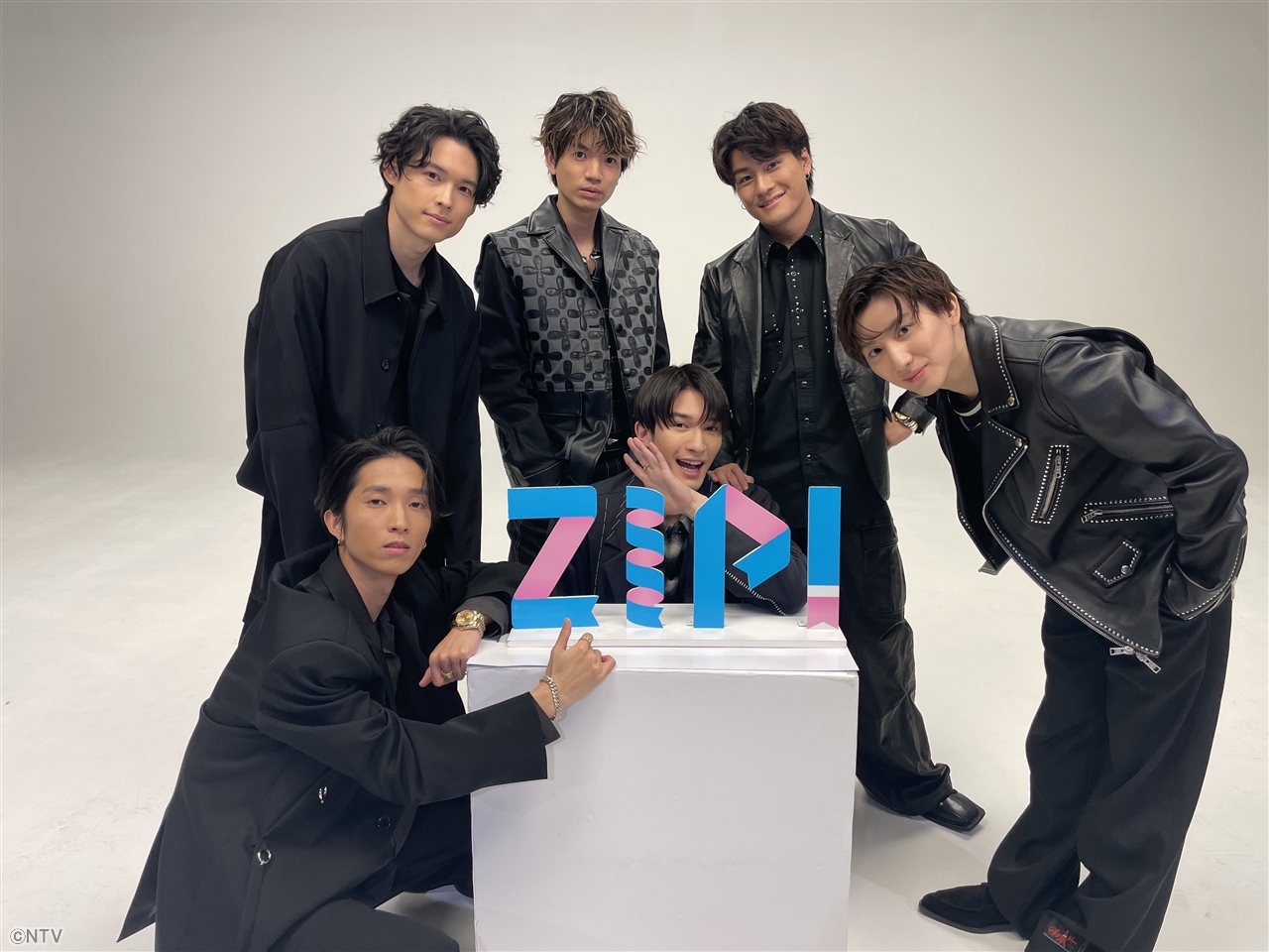 SixTONES公式写真 Amazon.co.jp: Six TONES 公式 生 写真（京本大我）ST01486
