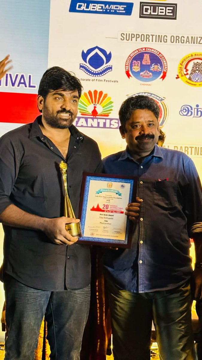 #MakkalSelvan @VijaySethuOffl got 
Best Actor award for #Maamanithan in #20thChennaiInternationalFilmFestival 

#20thCIFF #VijaySethupathi @seenuramasamy