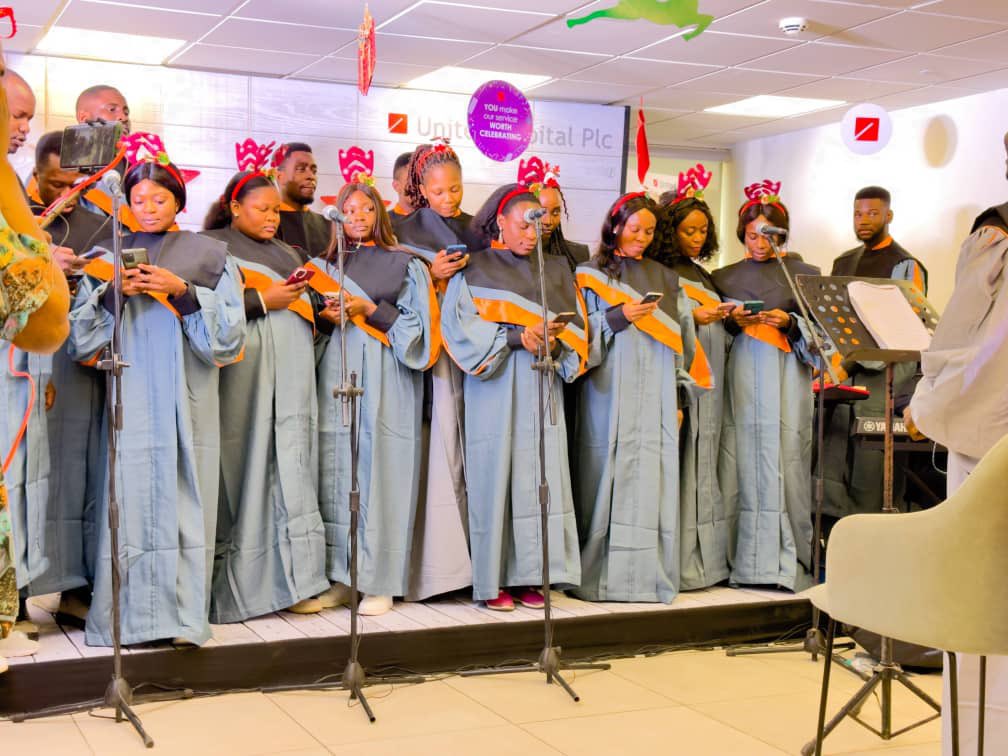 ashade_peter's tweet photo. On Tuesday, December 20th, we had our office Christmas carol. There were lots of dancing, singing and thanksgiving.
Happy holidays to you and your family!
May the season come with lots of glad tidings
#Christmas #PASays #UnitedCapital #EndofYear https://t.co/9UGe2QvQsN