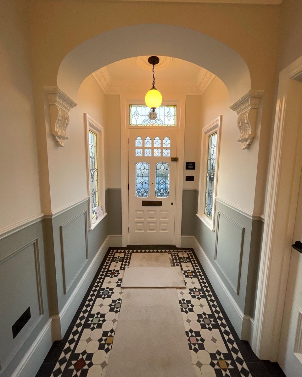 ME_Architects's tweet image. A timeless entrance at a newly completed renovation and extension project of ours 🏡 

#architecture