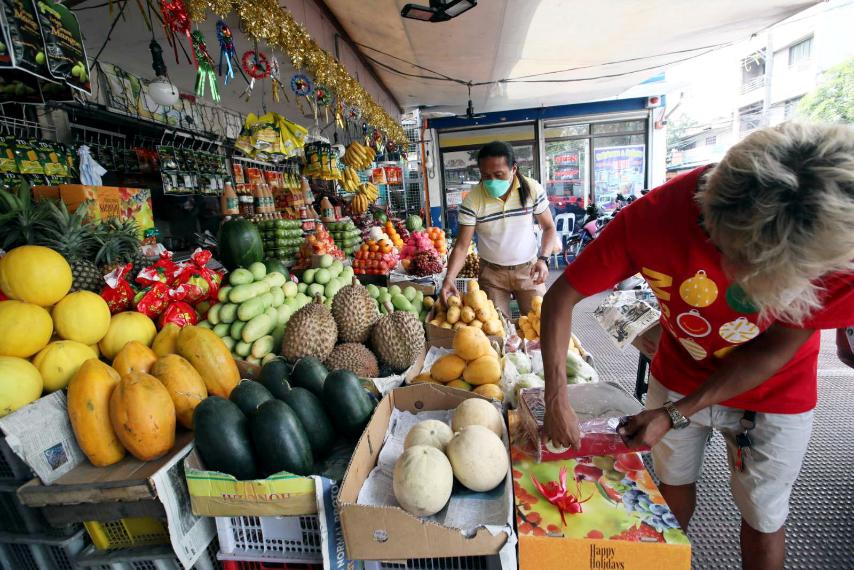 Philippine News Agency on Twitter "Vendors in San Andres, Manila have