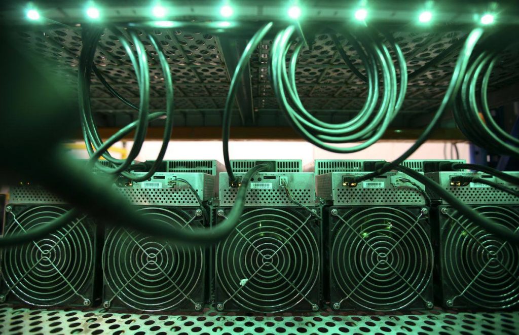One of the world's largest mining companies, Core Scientific, has filed for Chapter 11 bankruptcy protection.
The company said it will continue operations and enter into restructuring support agreements with most of its bondholders.