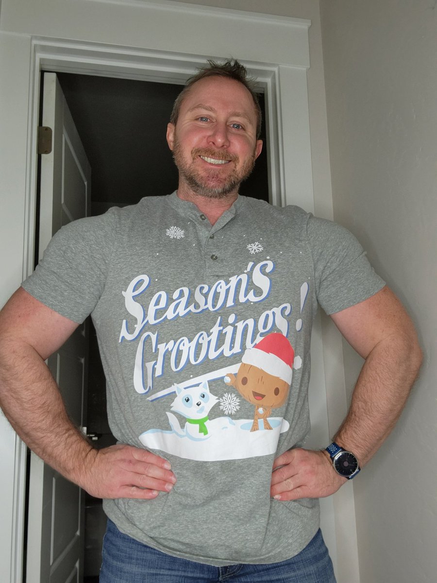 Muscle Monkey Quad Daddy Brett on Twitter "Hi friends! Happy Holidays