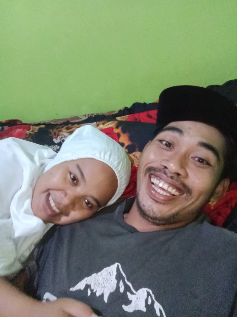 sederhana aja tutttt...