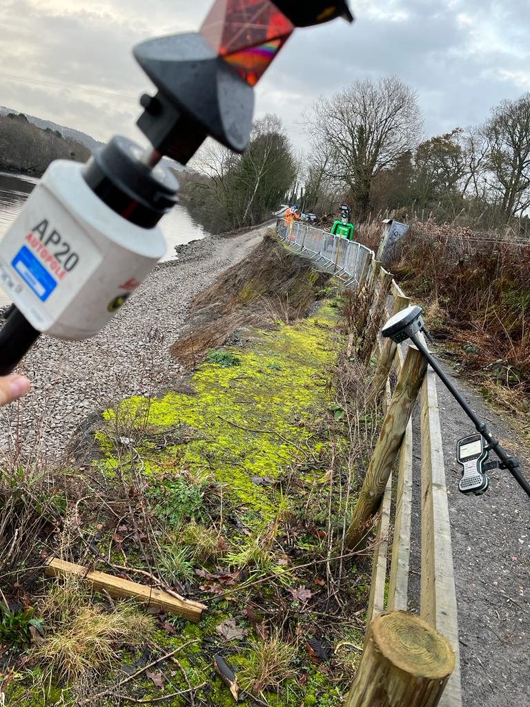 GCSurveys's tweet photo. More from our excavation survey this week 🤓
#surveyequipment #ap20 #autopole https://t.co/27jnMdPX5v
