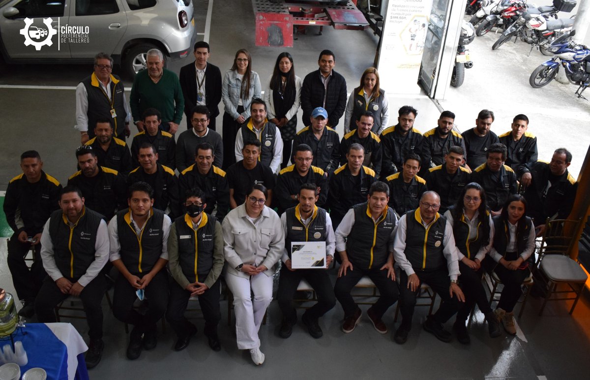 CesviColombia's tweet photo. AUTOSTOK S.A.S - Taller Oro
Este escalafón dentro de nuestro programa, es resultado de esfuerzo y trabajo de cada uno de los trabajadores desde su rol dentro de la organización y la sintonía de trabajar día a día por entregar el mejor servicio
 
Directorio https://t.co/lqmj8r9RFU https://t.co/z6zVhsBA2I